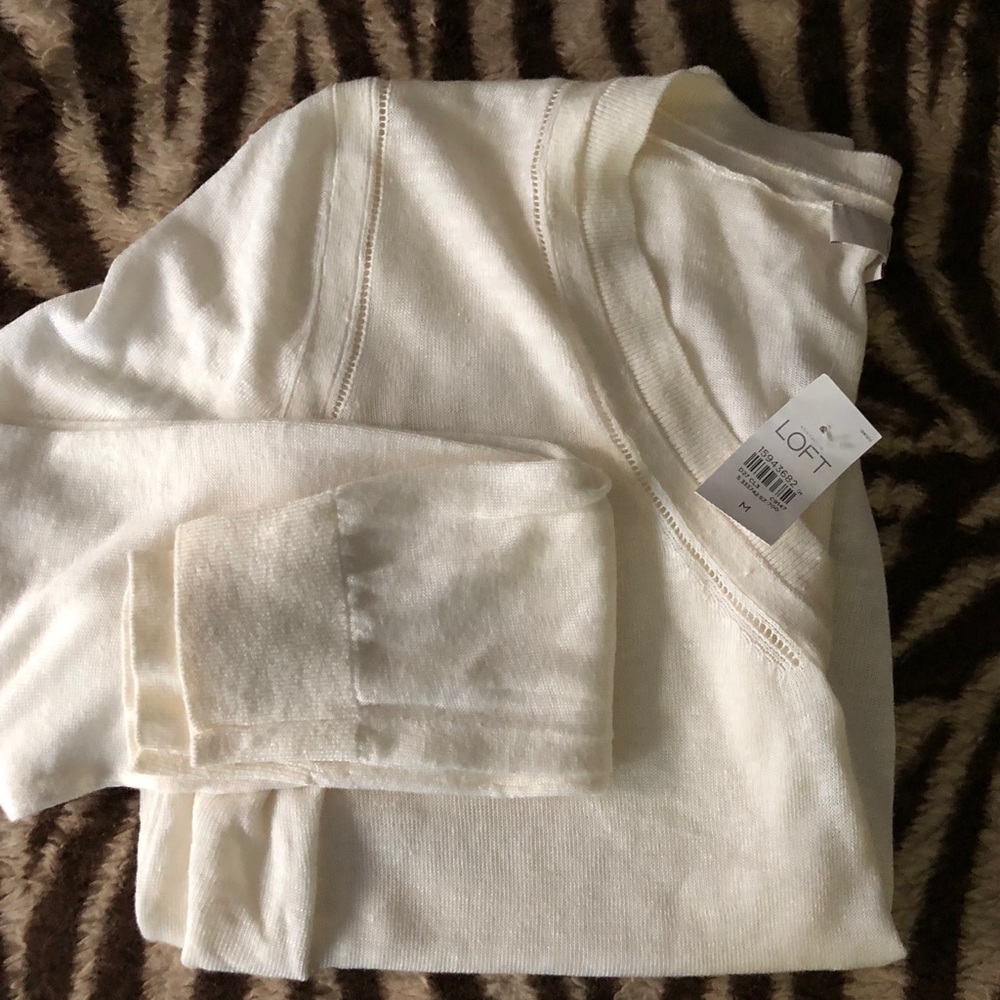 LOFT Pullover Sweater - Picture 3 of 4